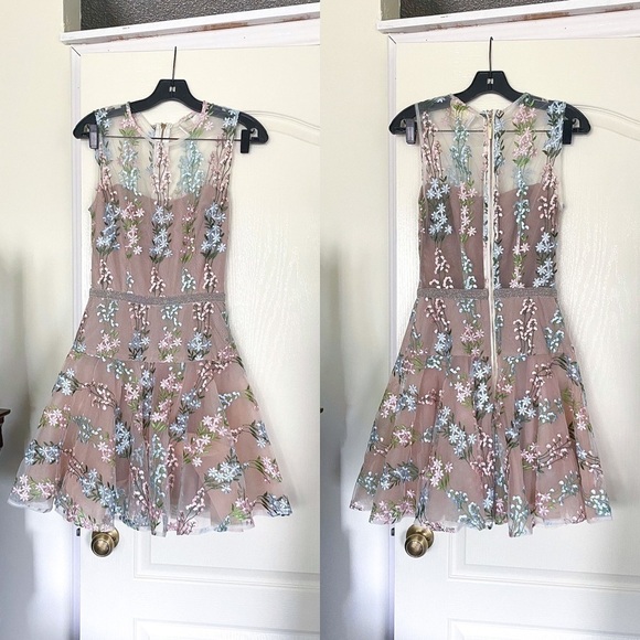 Bronx & Banco Dress Isola Mini Floral Embroidered Beaded Tulle Lace Multi S EUC - Picture 2 of 7